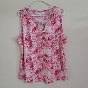 Juniper+Lime Pink Tropical Print Sleeveless Top